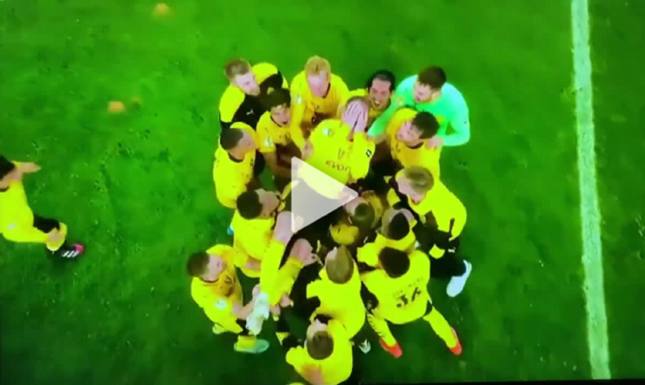 Piłkarze BVB PODRZUCAJĄ ZAPŁAKANEGO Łukasza Piszczka <3 [VIDEO]